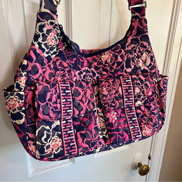 EUC—Vera Bradley Katalina Pink Retired Pattern shoulder bag - Picture 3 of 8